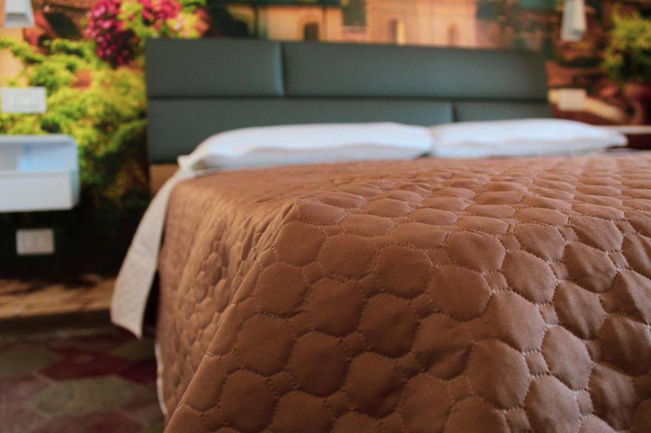 Lion Luxury Rooms Róma Kültér fotó