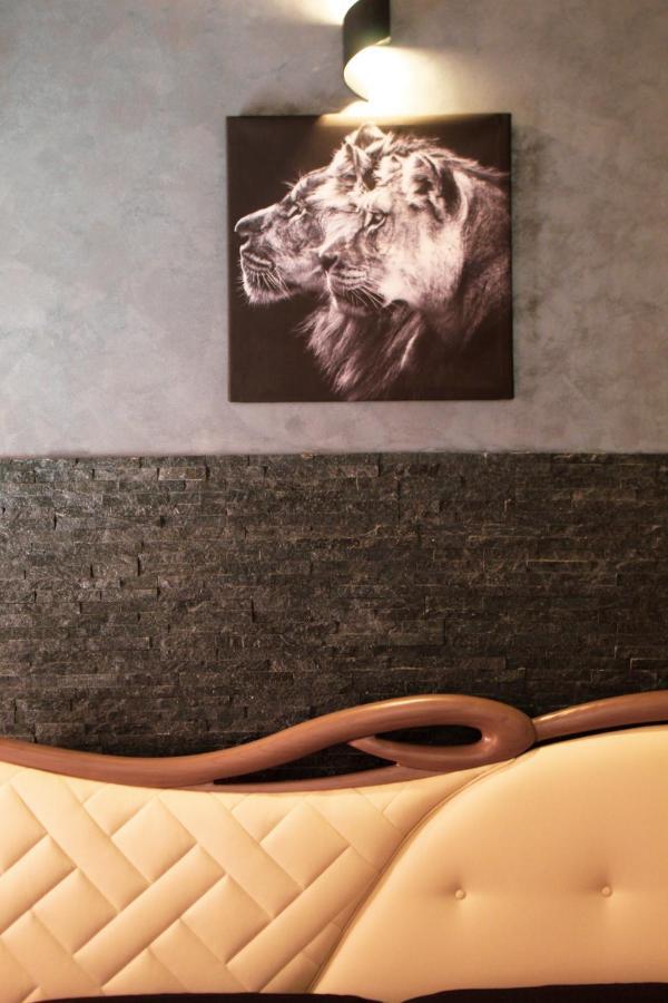Lion Luxury Rooms Róma Kültér fotó